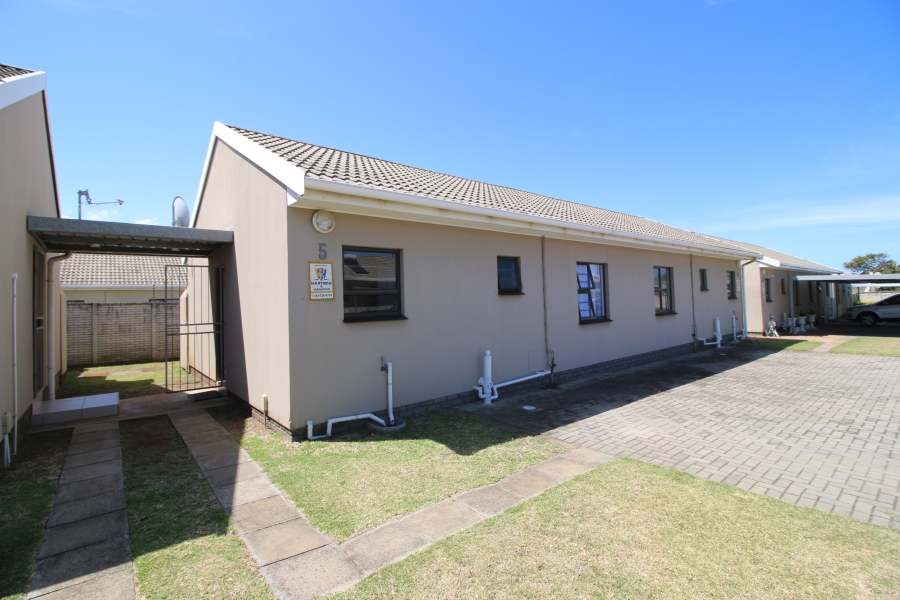 2 Bedroom Property for Sale in Gonubie Eastern Cape